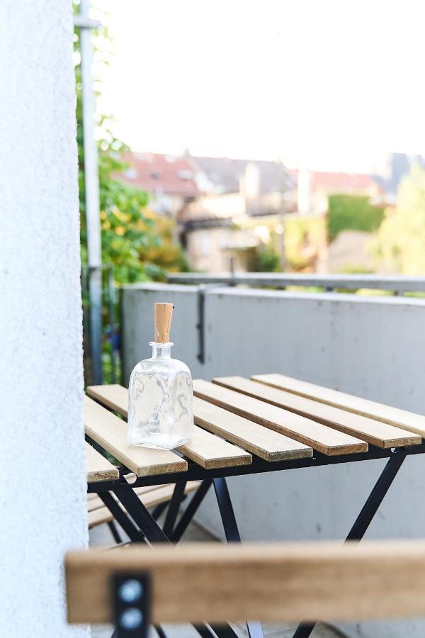 N2 Centrally Located 3-Room Apartment With Balcony Or Individual Rooms Karlsruhe Exterior foto